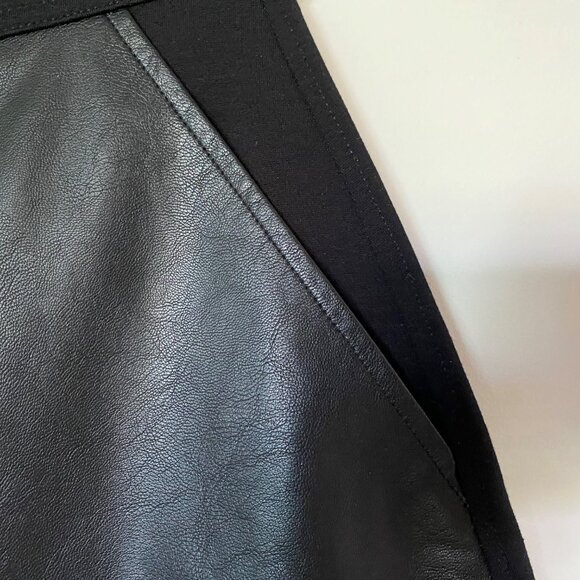 Jupe tissu stretch et simili cuir noir - Picture 2 of 4